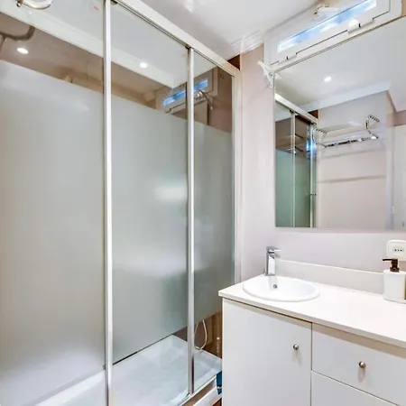 En Front De Appartement Marbella